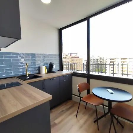 Dona Urraca By Gaiarooms דירה